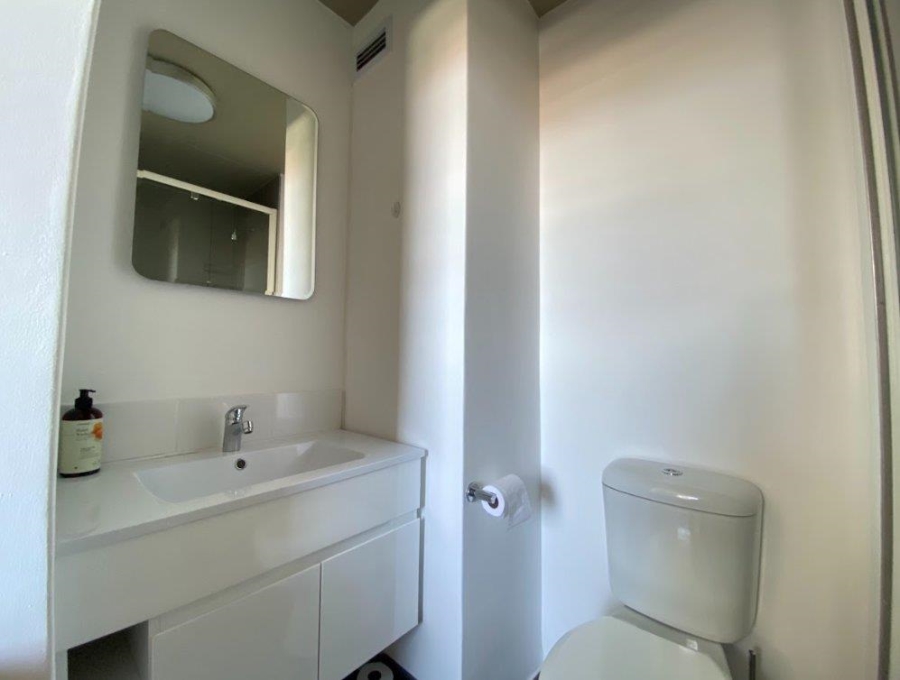 To Let 2 Bedroom Property for Rent in Observatory Western Cape
